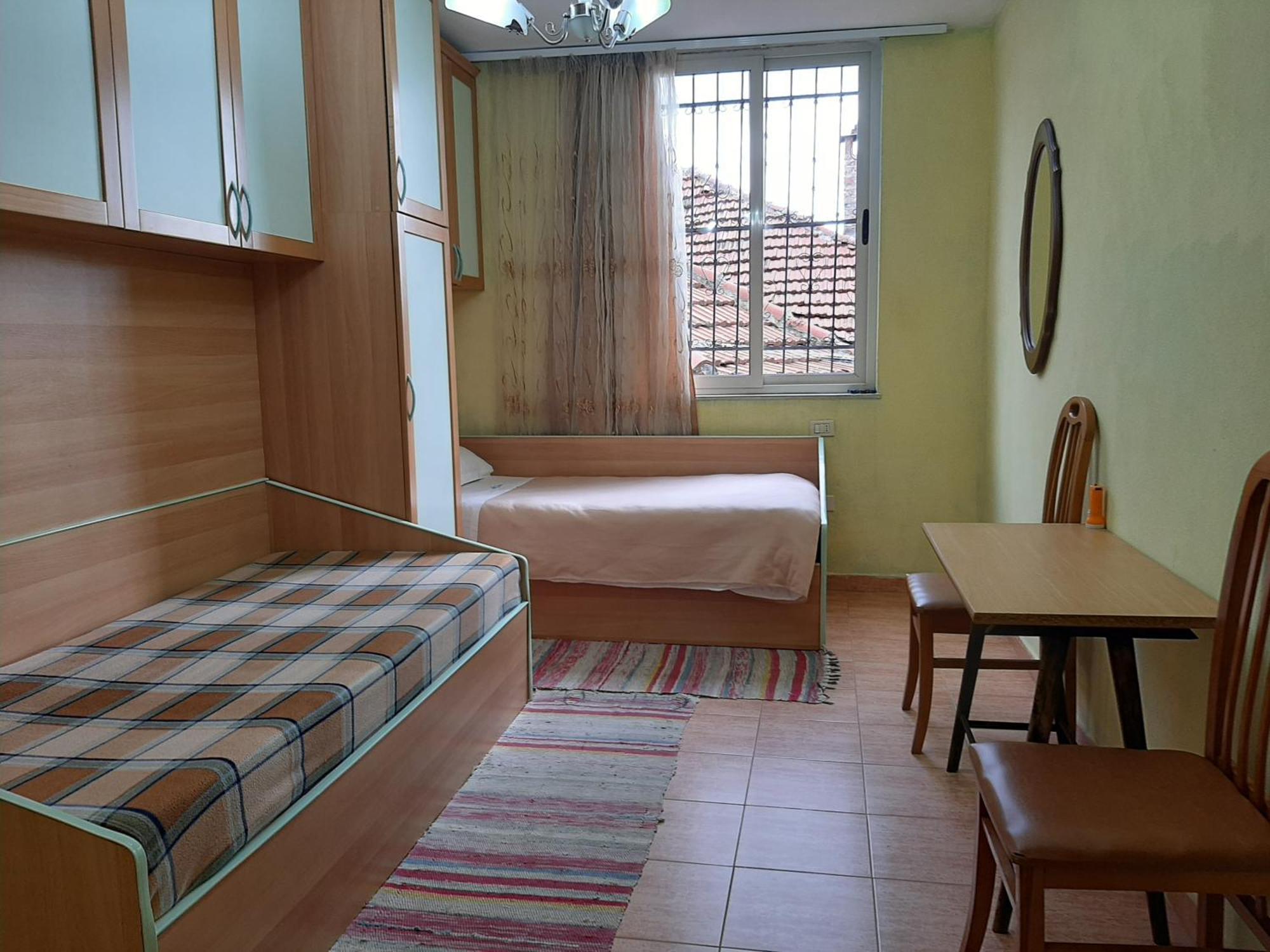 Enki'S Guesthouse تيرانا المظهر الخارجي الصورة